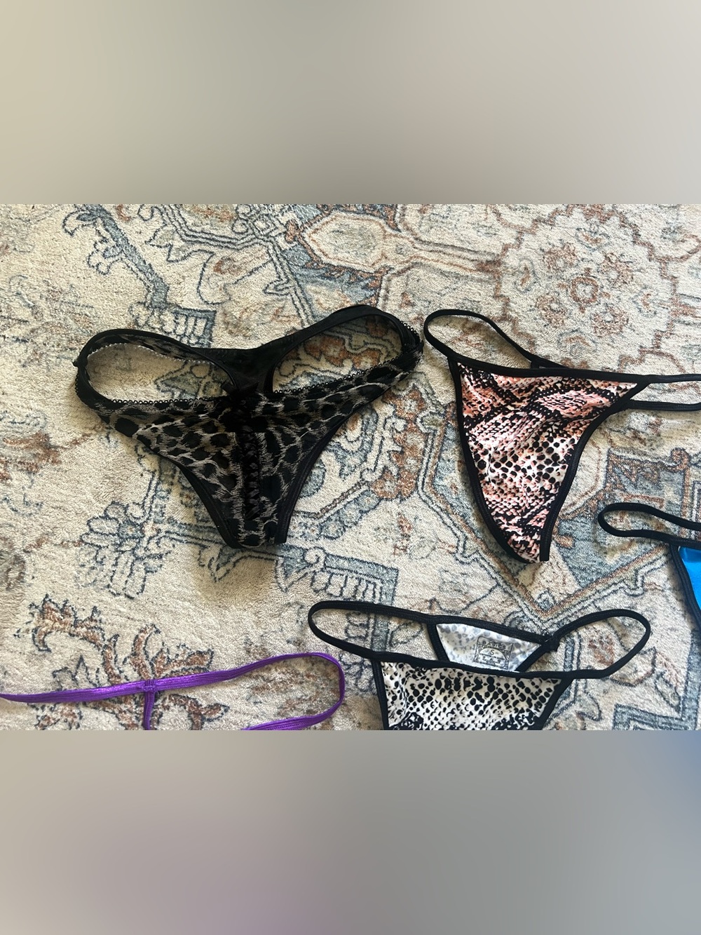 Thong Bundle - Picture 3 of 4